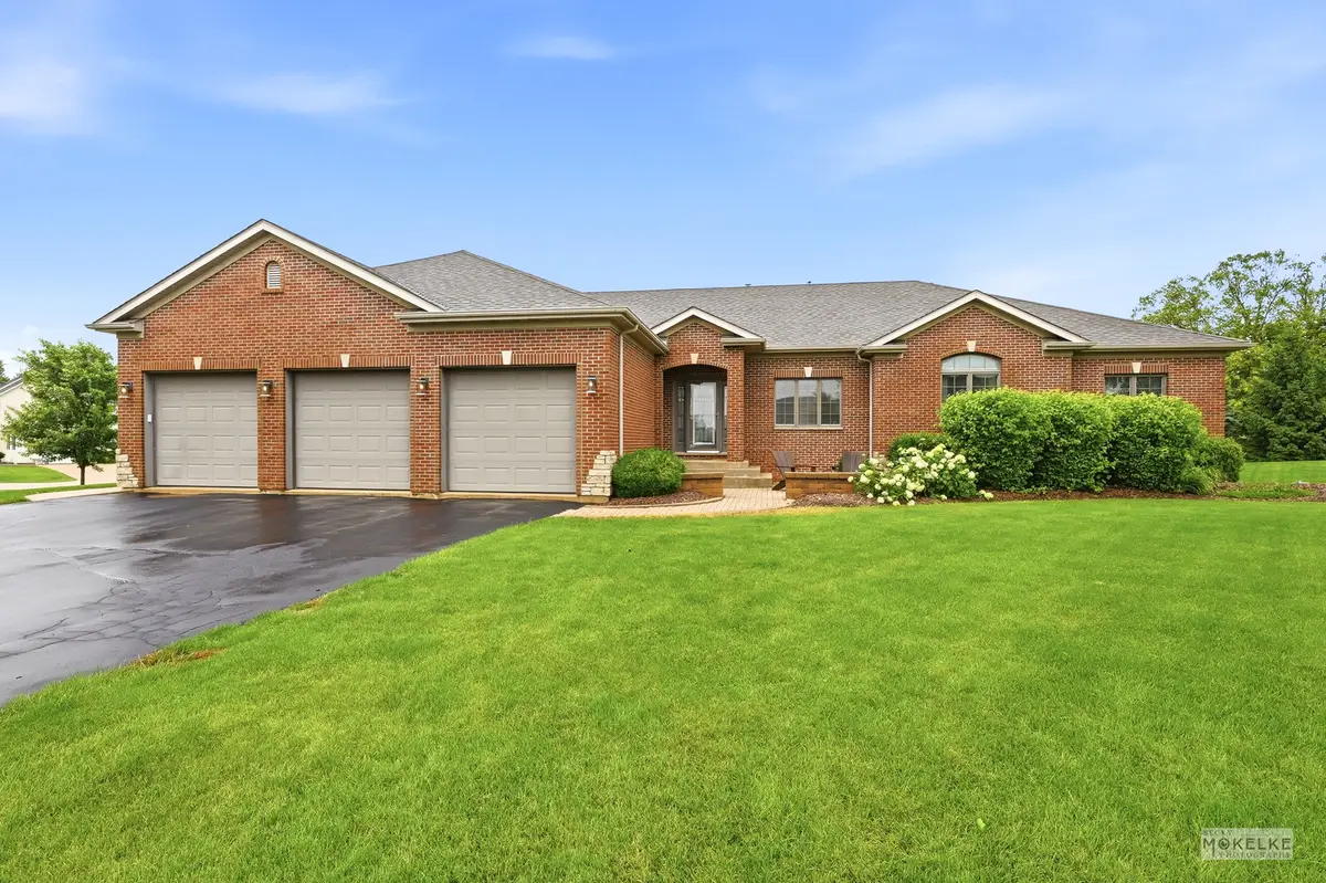 6192 S Woods Court, Yorkville, IL 60560 - #1