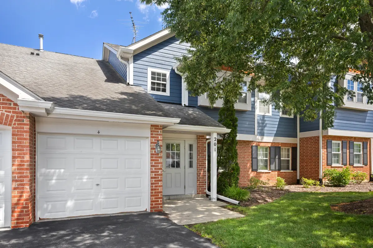 201 Charleston Court #3, Schaumburg, IL 60193 - #1