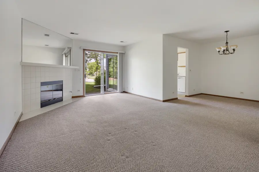 201 Charleston Court #3, Schaumburg, IL 60193 - #3