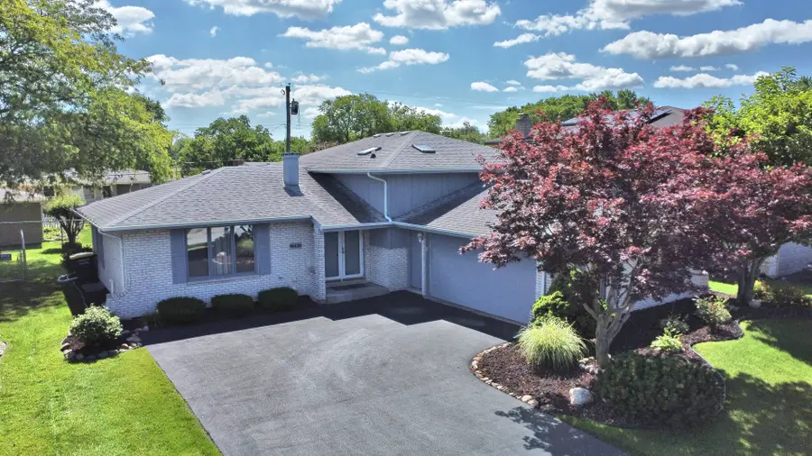 18439 Willow Lane, Lansing, IL 60438 - #3
