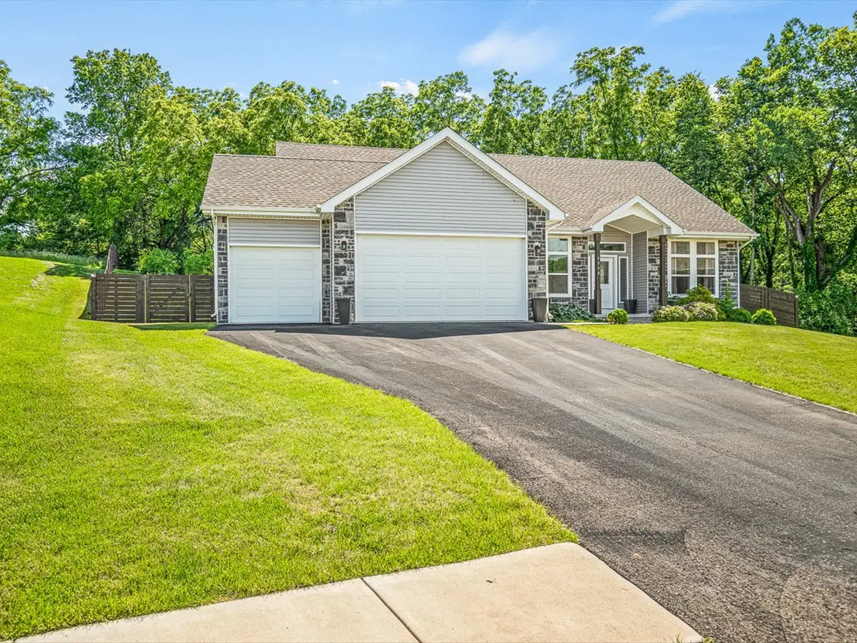 4348 Woodcliff Lane, Roscoe, IL 61073 - #1