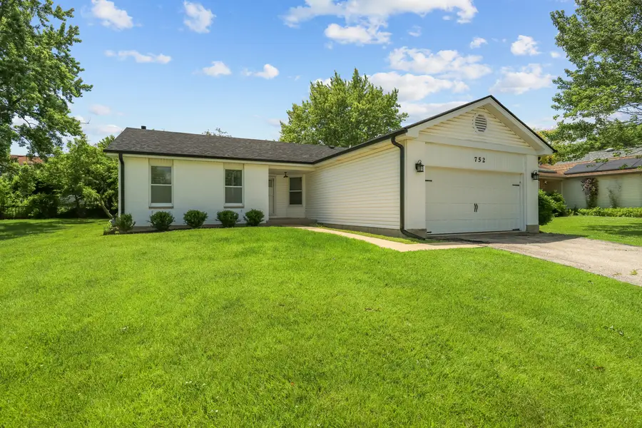 752 N Brookdale Drive, Schaumburg, IL 60194 - #2
