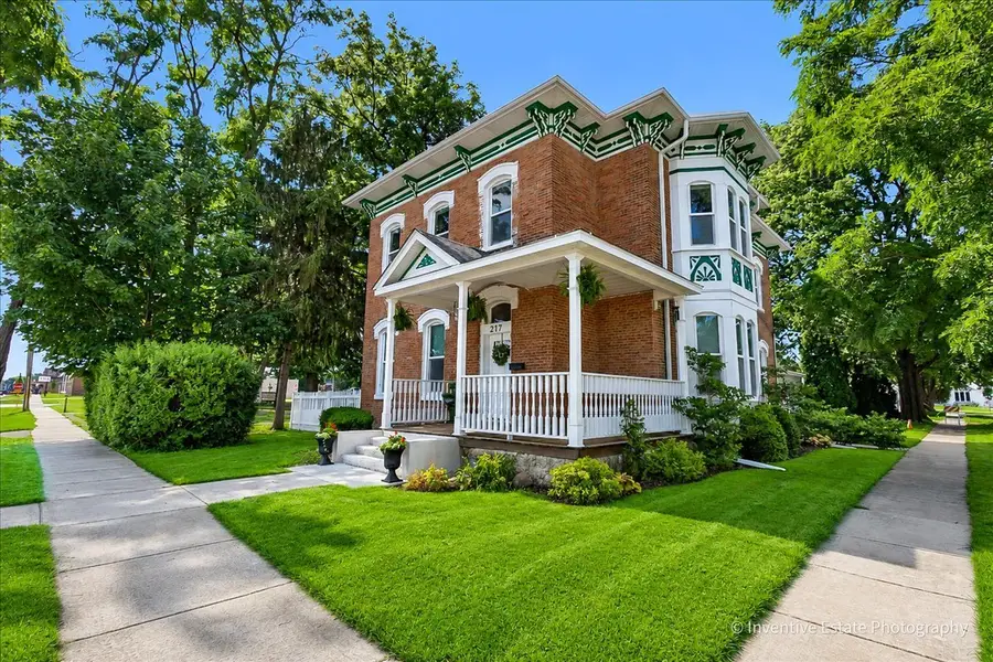 217 E Main Street, Plano, IL 60545 - #2