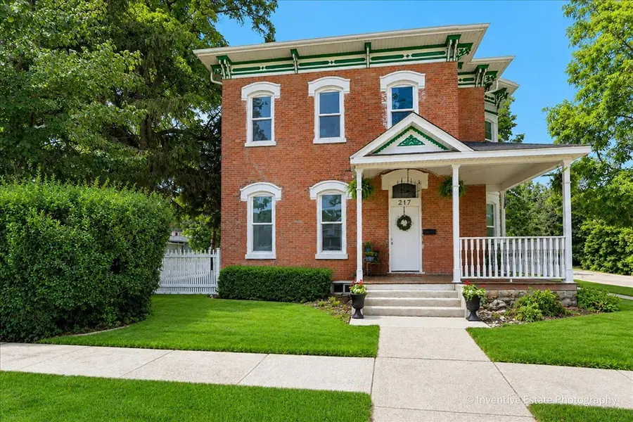 217 E Main Street, Plano, IL 60545 - #3