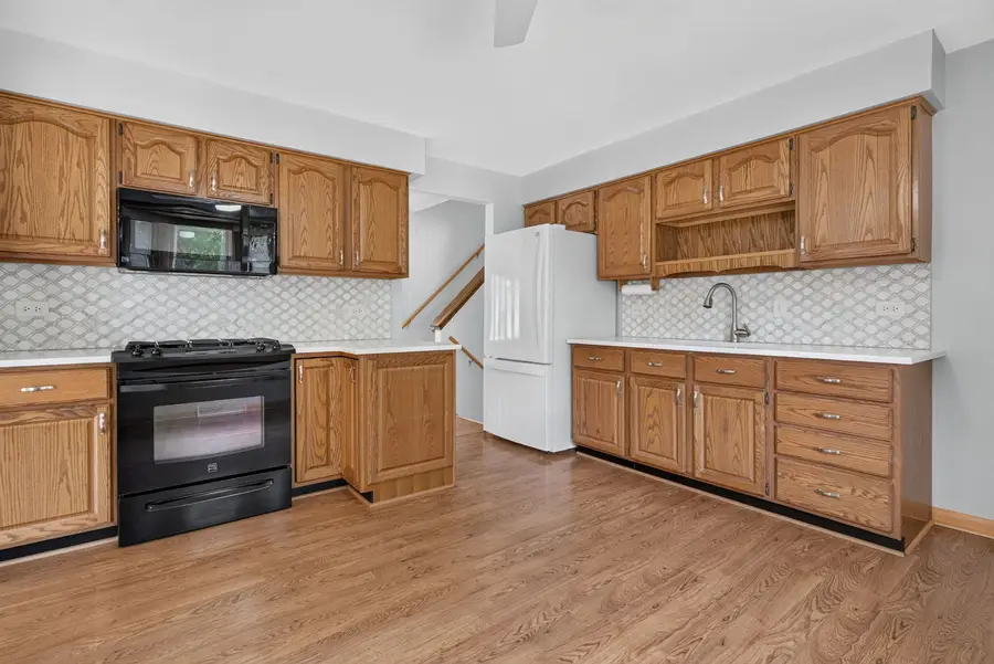 8118 Gladys Lane, Palos Hills, IL 60465 - #3