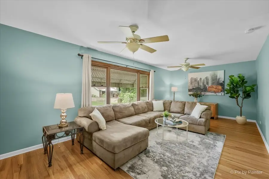 638 Sussex Lane, Crystal Lake, IL 60014 - #3