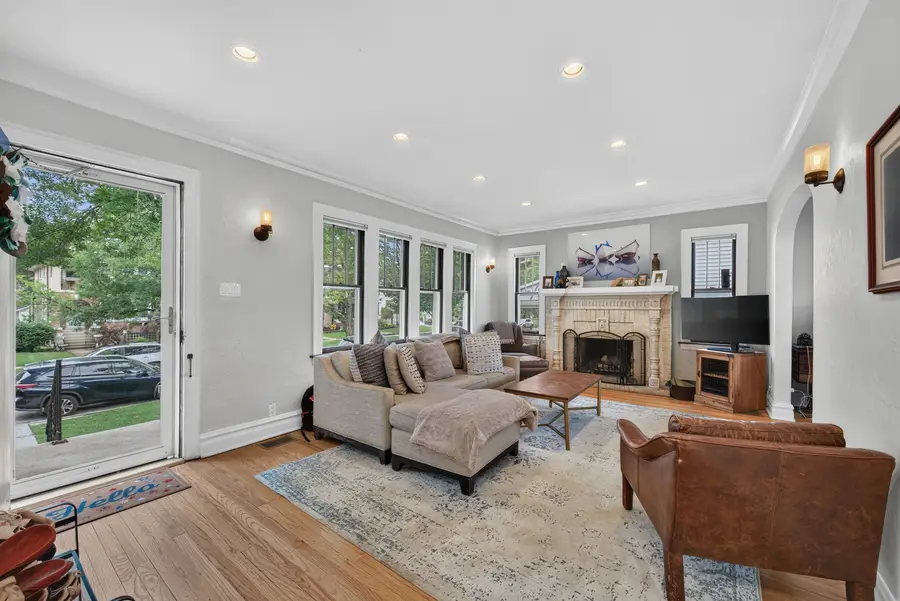 6960 N Ozark Avenue, Chicago, IL 60631 - #2