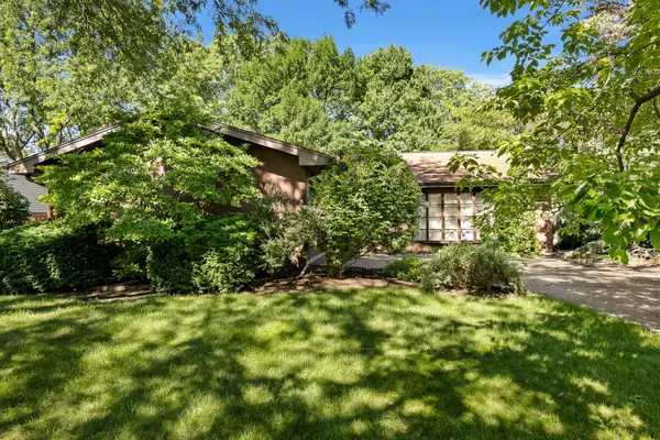1419 Brush Hill Circle, Naperville, IL 60540