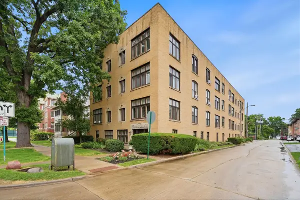 1136 Ontario Street #3B, Oak Park, IL 60302