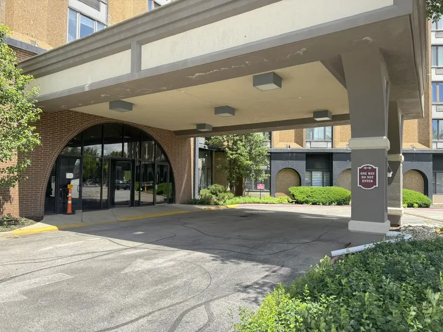 1 Renaissance Place #617, Palatine, IL 60067 - #2