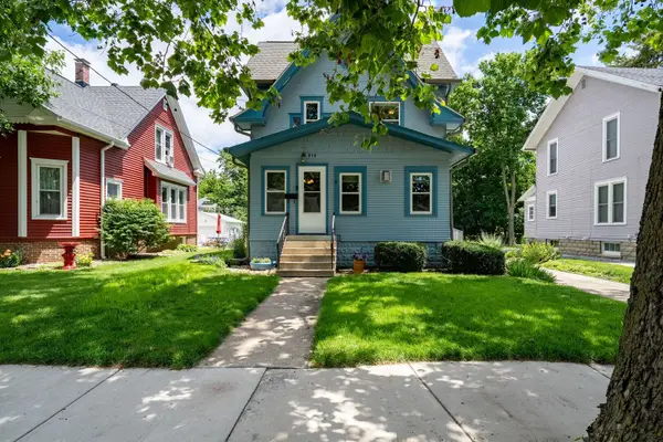 810 S Fell Avenue, Normal, IL 61761