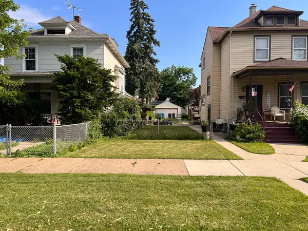 3635 W 64th Place, Chicago, IL 60629