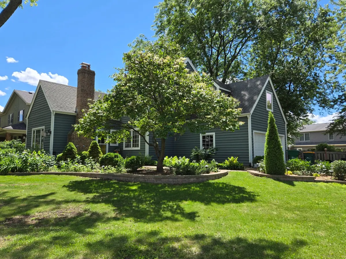 318 Seafarer Drive, Third Lake, IL 60030 - #1