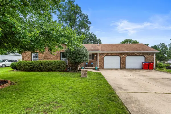 108 N Turner Drive, Mahomet, IL 61853