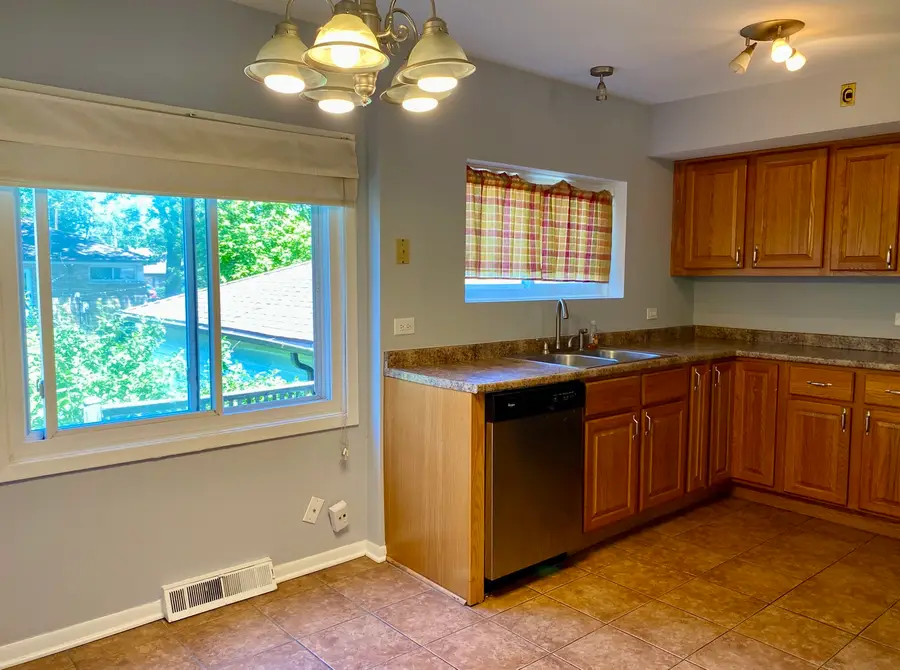 1056 Des Plaines Avenue, Forest Park, IL 60130 - #3
