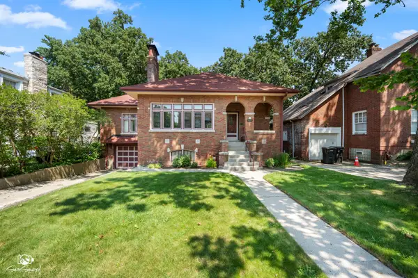 9237 S Longwood Drive, Chicago, IL 60643