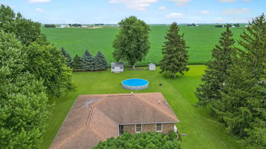 305 N Vermillion Street, Lexington, IL 61753 - #2