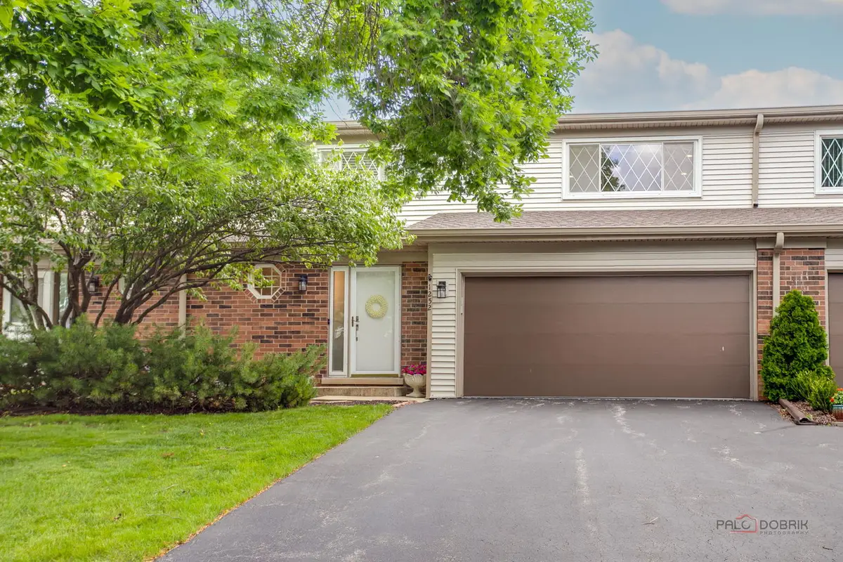 1252 Briarwood Lane, Libertyville, IL 60048 - #1