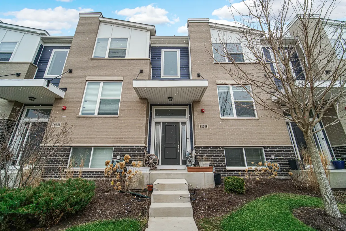 3S528 Cambridge Court, Warrenville, IL 60555 - #1