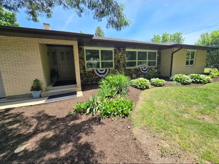 2720 N Bayview Lane, McHenry, IL 60051 - #3