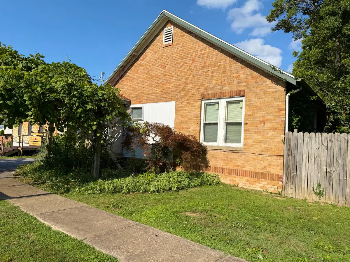 2331 S Illinois Avenue, Carbondale, IL 62903 - #1