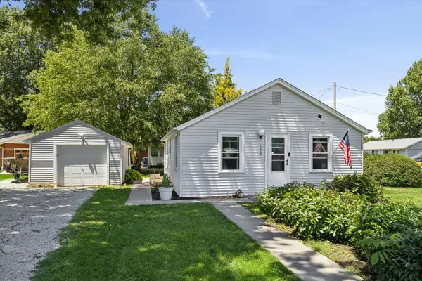 1802 W 2nd Street, Coal Valley, IL 61240