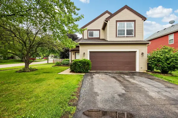 647 E Princeton Court, Round Lake Beach, IL 60073