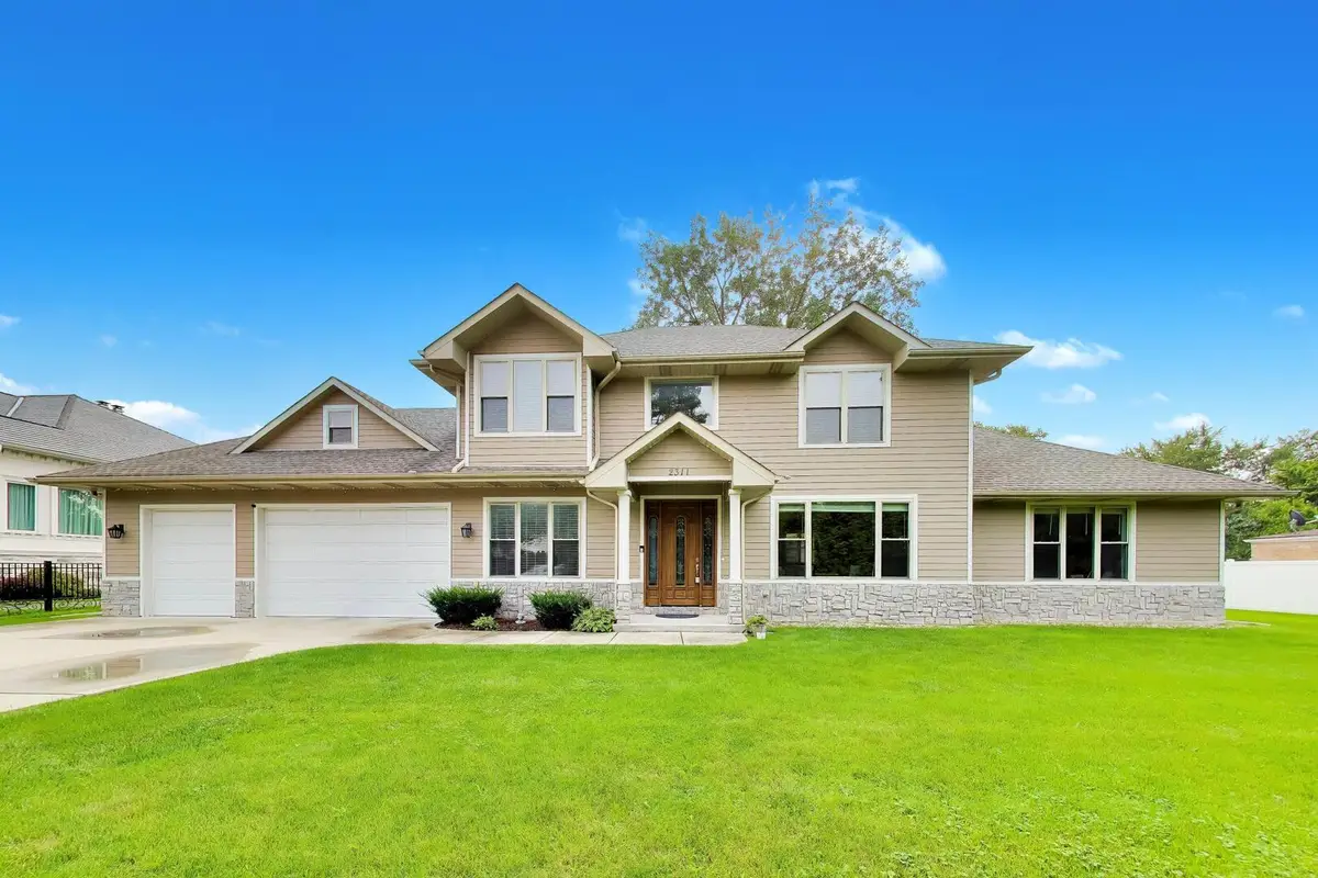 2311 N Arlington Heights Road, Arlington Heights, IL 60004 - #1