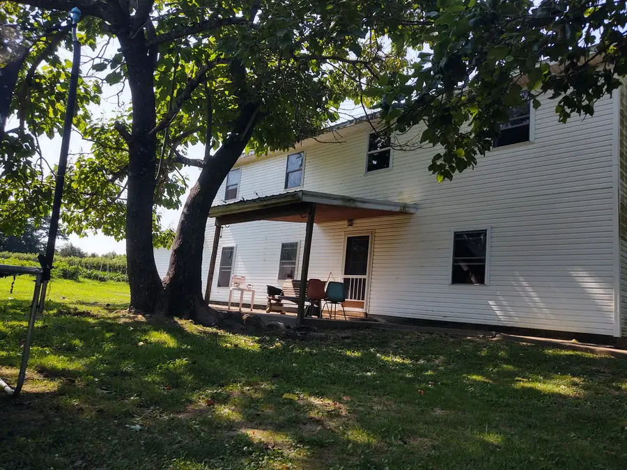 425 King Hill Lane, Vienna, IL 62995 - #3