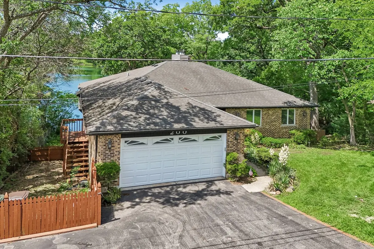 200 N Shore Drive, Oakwood Hills, IL 60013 - #1
