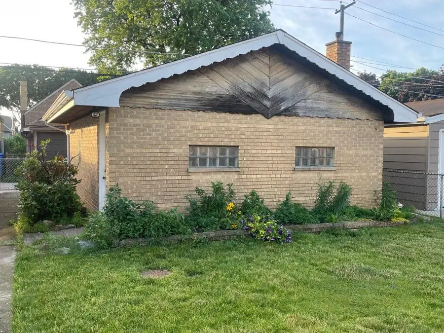 6153 S Melvina Avenue, Chicago, IL 60638 - #3