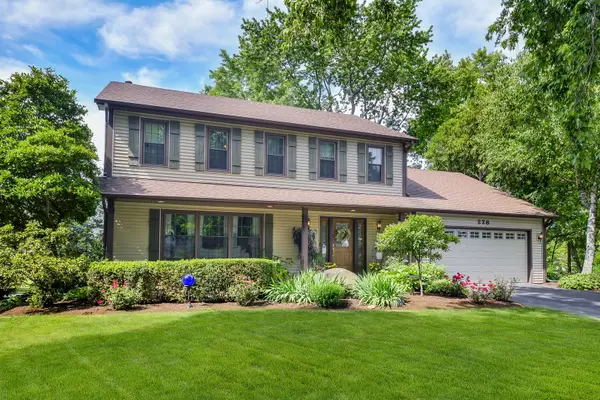 228 Brooklea Court, Naperville, IL 60565