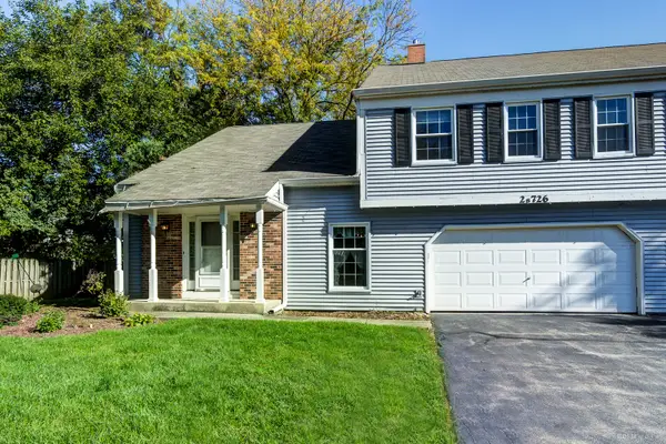 2S726 Timber Drive, Warrenville, IL 60555