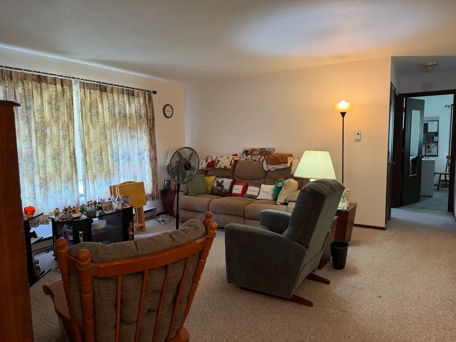 511 E High Street #5, Morrison, IL 61270 - #2