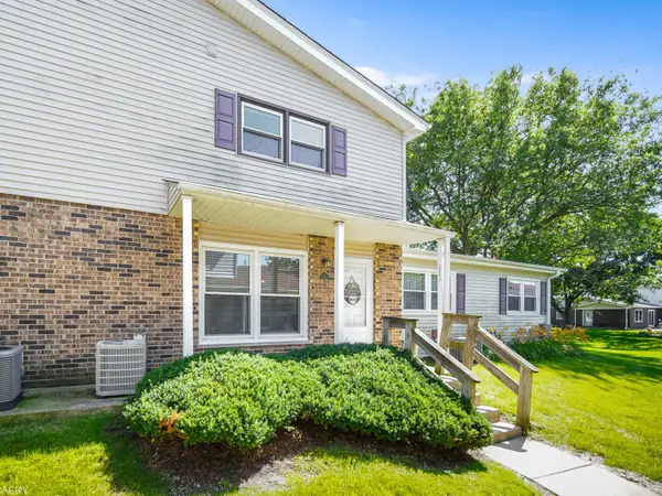 19536 115th Avenue #B, Mokena, IL 60448