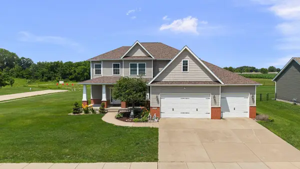6104 Fillmore Street, Davenport, IA 52806