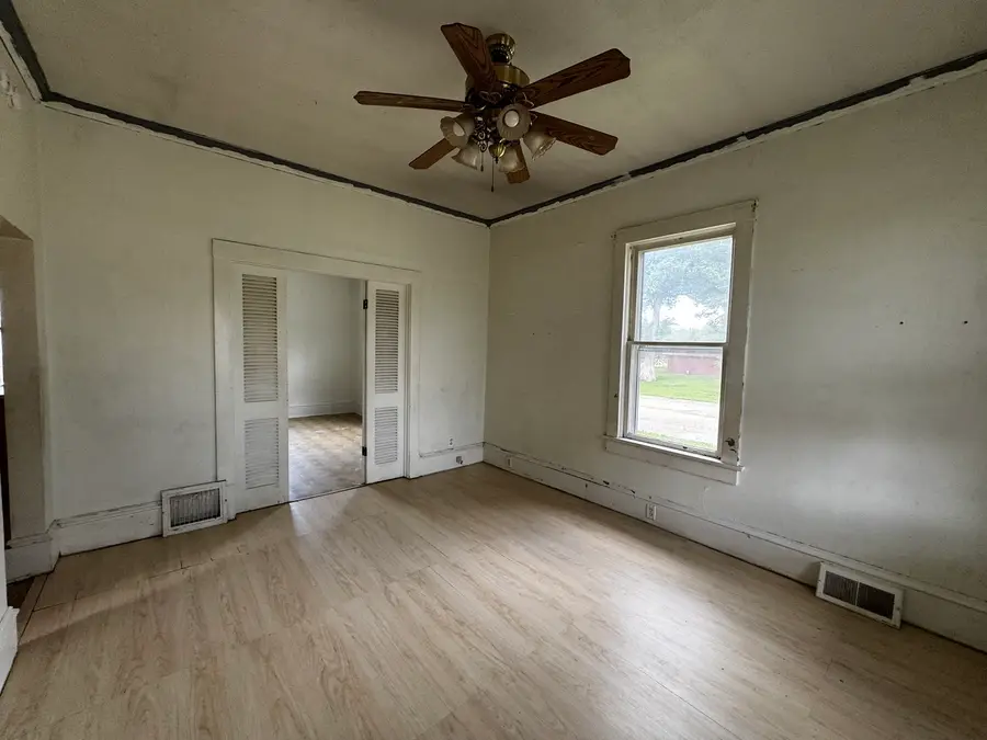 404 Brumbach Street, Streator, IL 61364 - #2