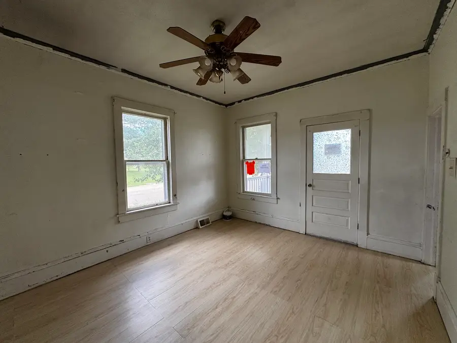 404 Brumbach Street, Streator, IL 61364 - #3