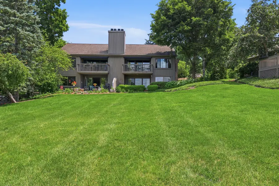 640 Old Barn Road #C, Lake Barrington, IL 60010 - #2