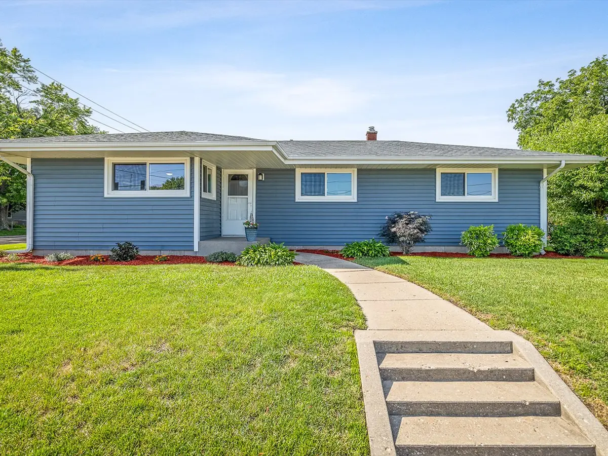 7922 Elm Avenue, Machesney Park, IL 61115 - #1