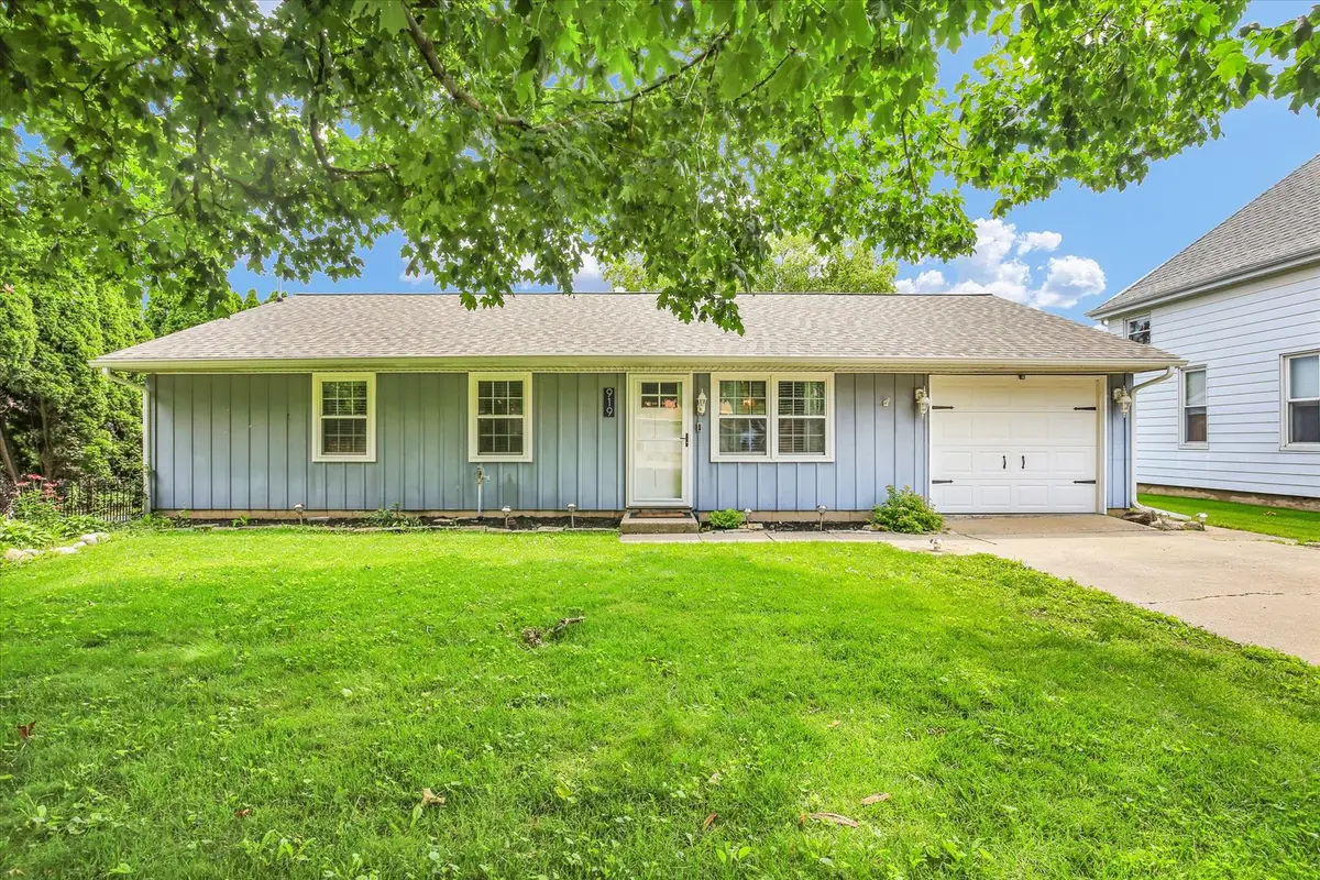 Address Withheld By Seller, Tuscola, IL 61953 - #1