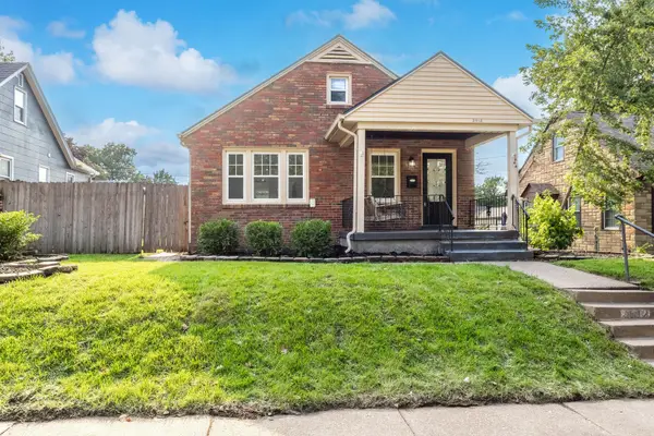 2512 N Howell Street, Davenport, IA 50804
