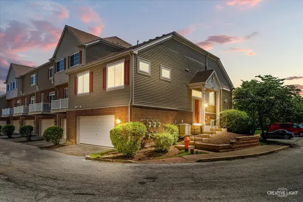 906 Neudearborn Lane, Naperville, IL 60563