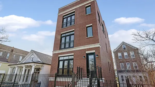 Address Withheld By Seller, Chicago, IL 60608