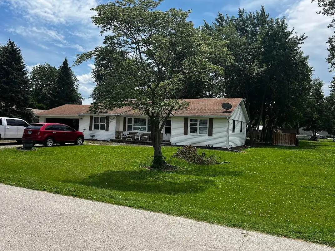 312 E Chestnut Street, Paxton, IL 60957 - #1