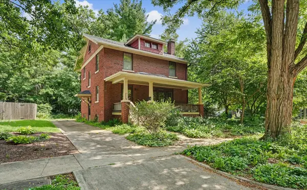 402 W Vermont Avenue, Urbana, IL 61801