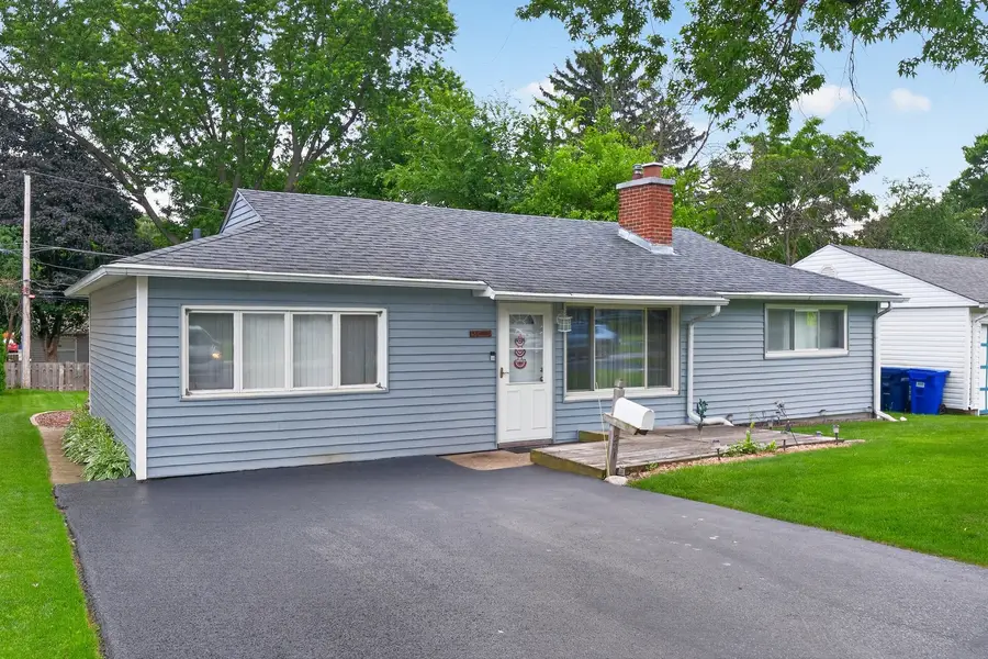 221 N Dorchester Avenue, Wheaton, IL 60187 - #2