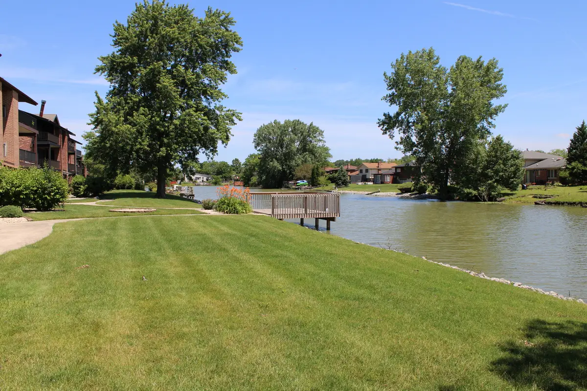 19561 Lake Shore Drive #1S, Lynwood, IL 60411 - #1