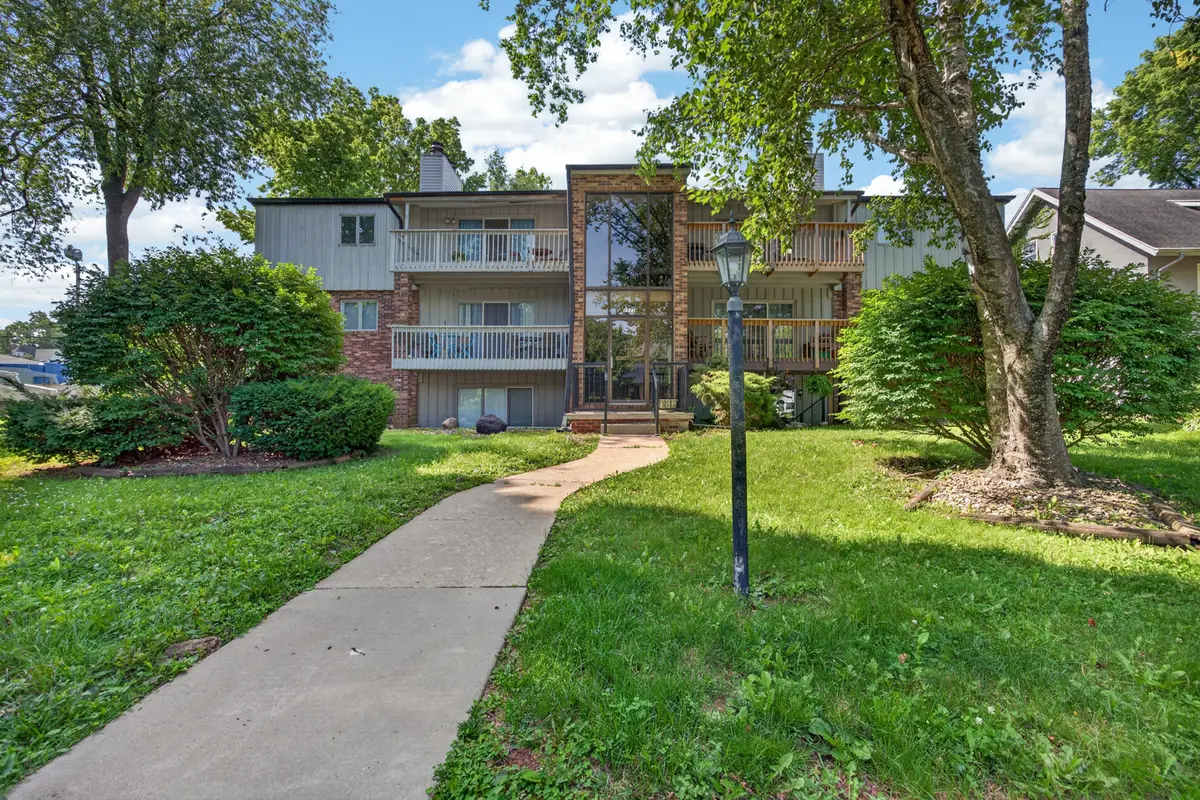 1111 E Jefferson Street #9, Bloomington, IL 61701 - #1