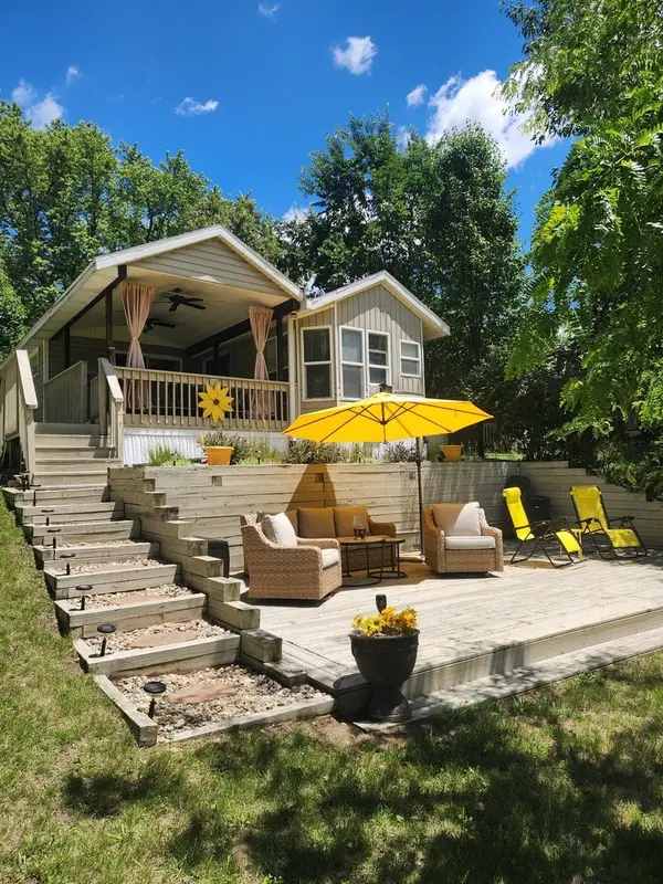 11/290 Woodhaven Lakes, Sublette, IL 61367